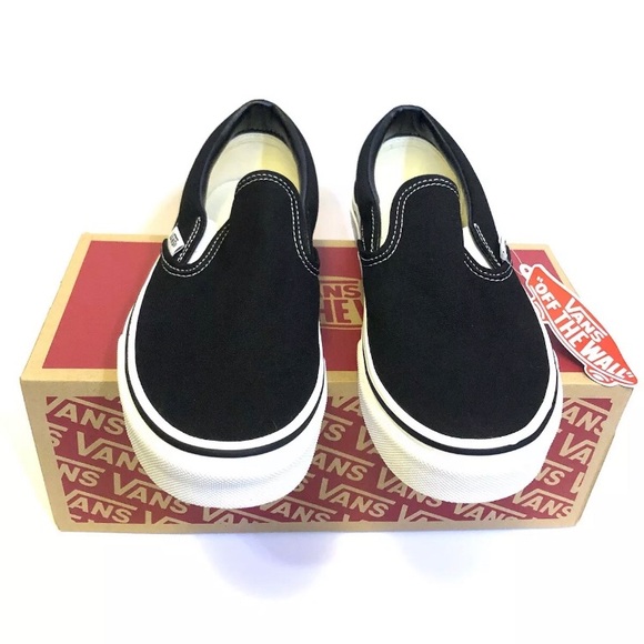 Vans Adult Unisex Classic Slip-On Black VN000EYEBLK Men Size 6.5 Women Size 8 - Picture 3 of 7